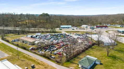 34 Woodbury Highway Manchester TN 37355