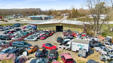 34 Woodbury Highway Manchester TN 37355
