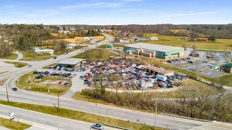34 Woodbury Highway Manchester TN 37355