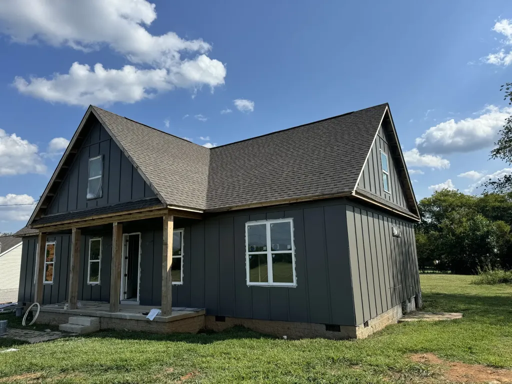 2105 Laws Hill Creek Lewisburg TN 37091