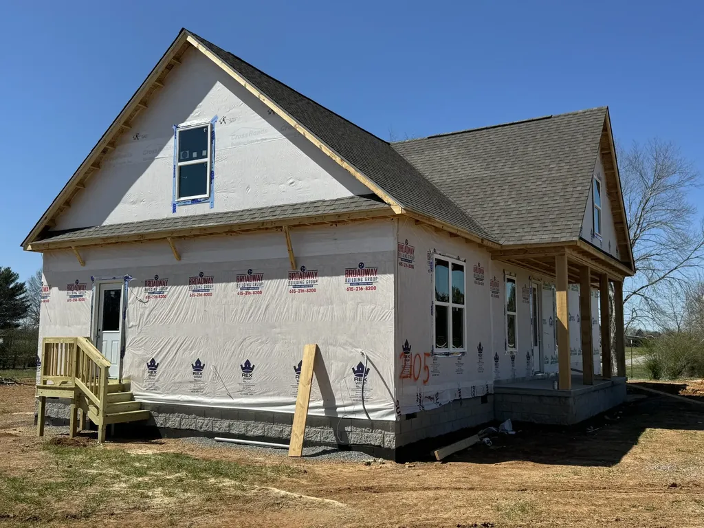 2105 Laws Hill Creek Lewisburg TN 37091