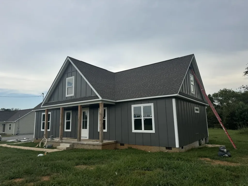 2105 Laws Hill Creek Lewisburg TN 37091