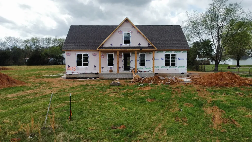 2105 Laws Hill Creek Lewisburg TN 37091