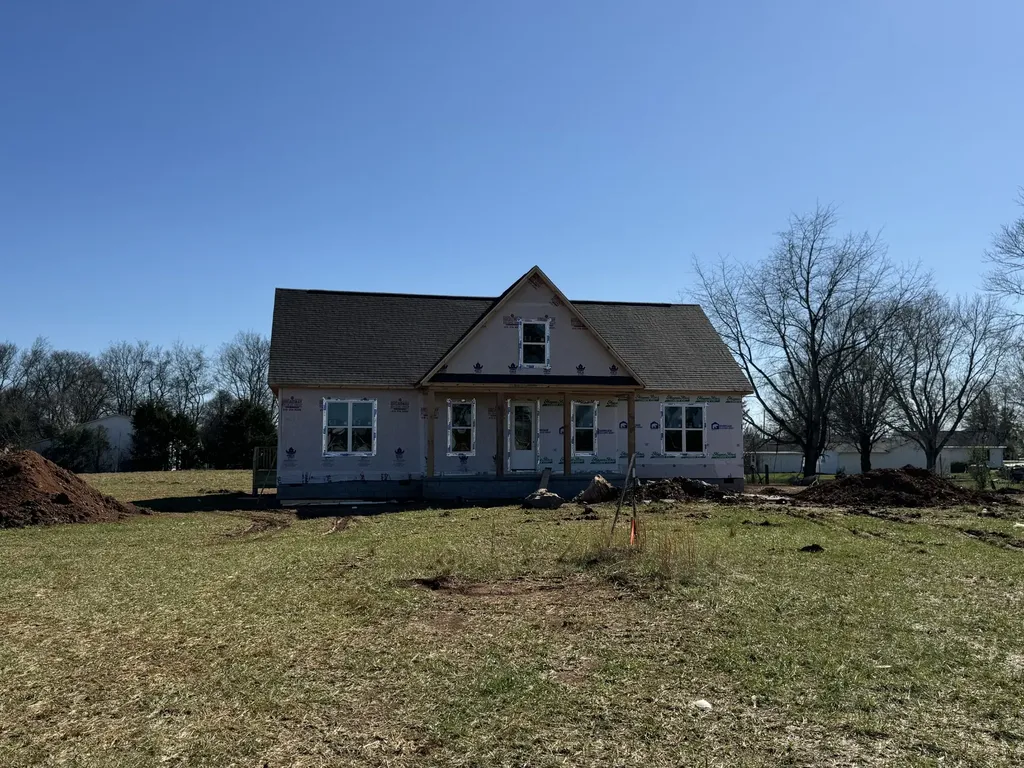 2105 Laws Hill Creek Lewisburg TN 37091
