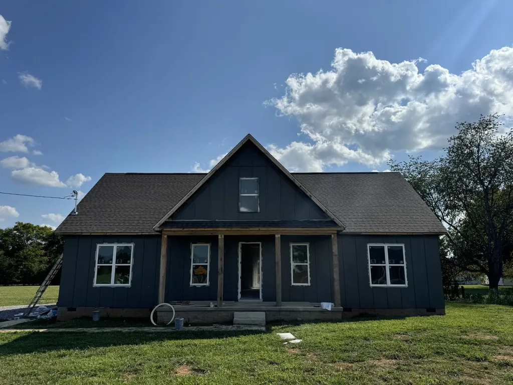 2105 Laws Hill Creek Lewisburg TN 37091