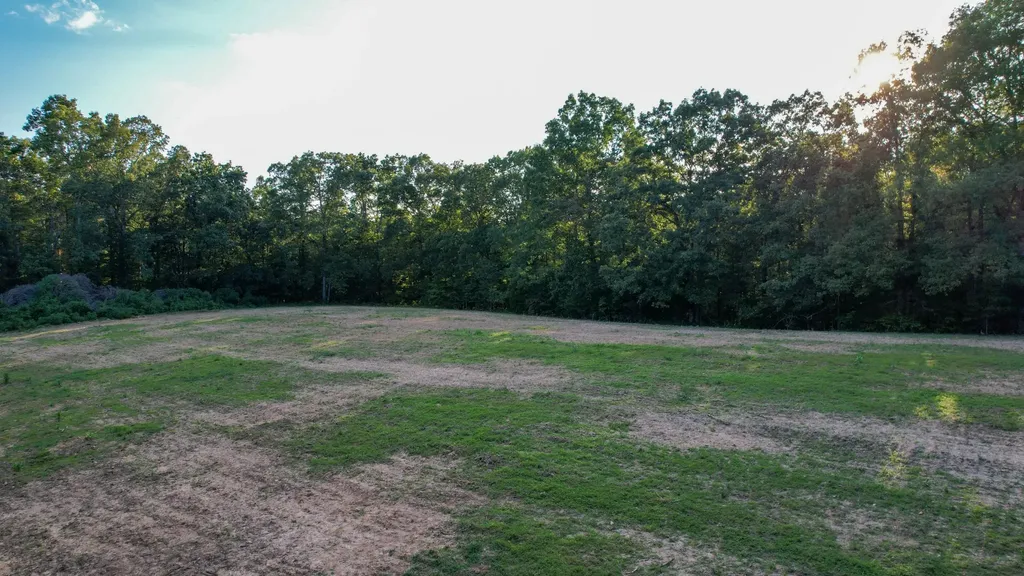 1651 Yellow Creek Dickson TN 37055