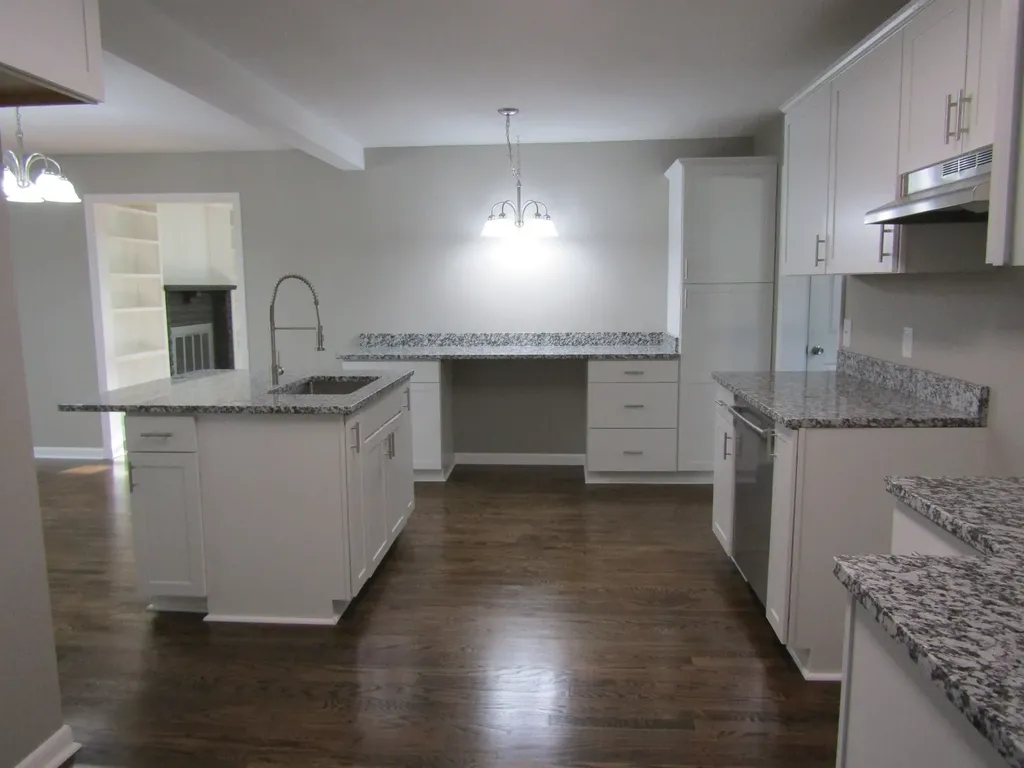 3306 Smithville Highway Mcminnville TN 37110