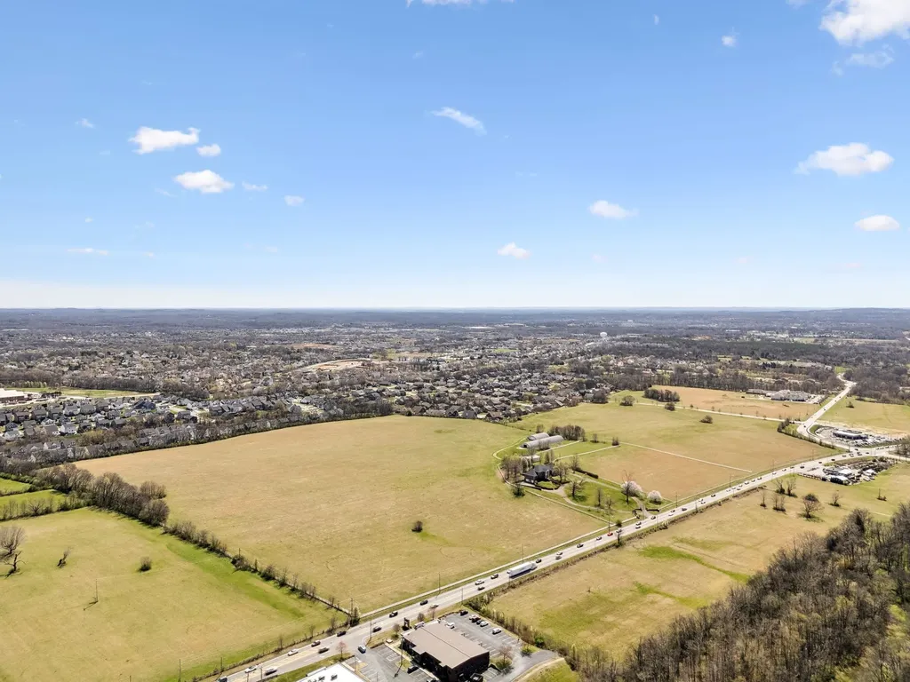 5090 Main Street Spring Hill TN 37174