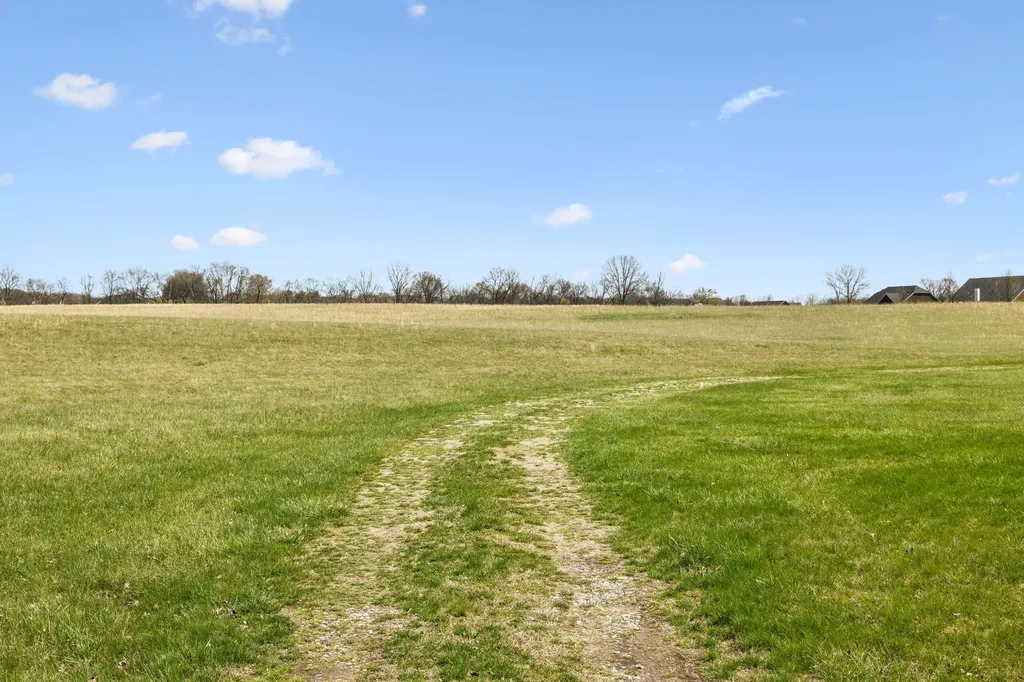 5090 Main Street Spring Hill TN 37174