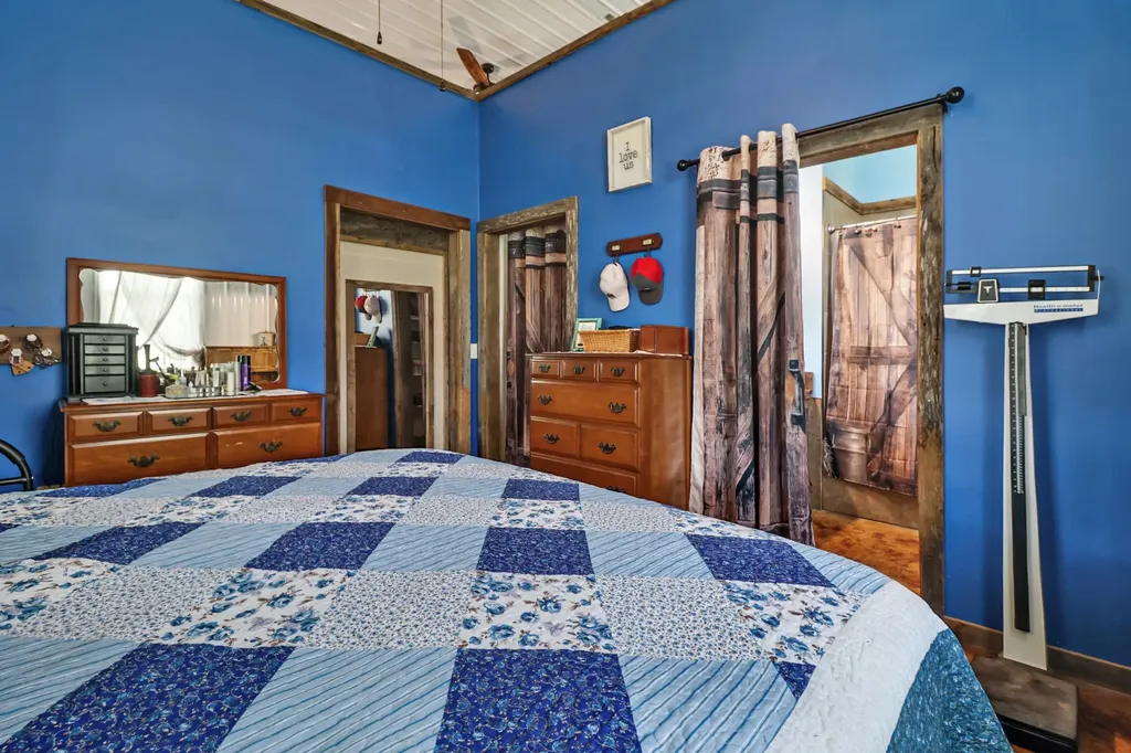 6808 Highway 127, N Crossville TN 38571