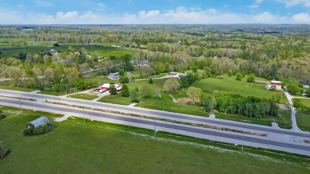 6808 Highway 127, N Crossville TN 38571