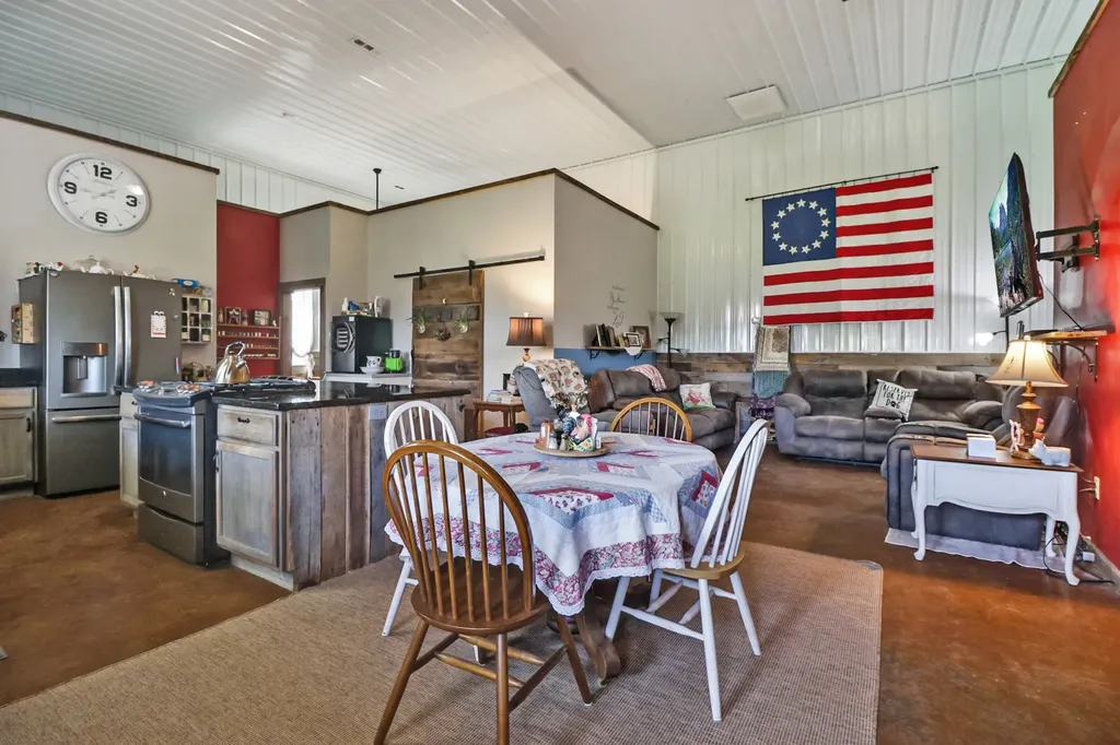 6808 Highway 127, N Crossville TN 38571