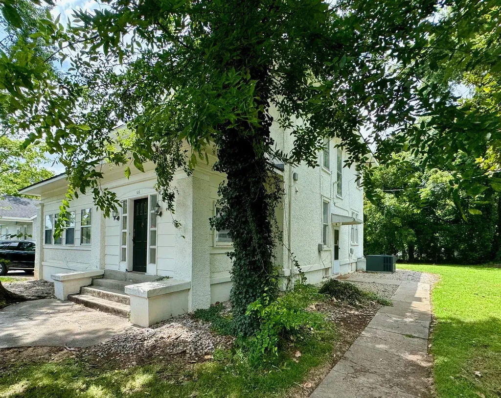 106 S University Street Murfreesboro TN 37130