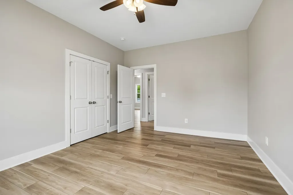 1702 Ellington Drive Lafayette TN 37083