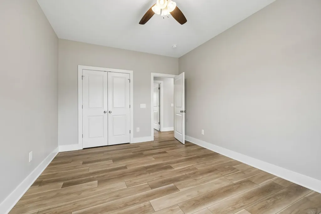 1702 Ellington Drive Lafayette TN 37083