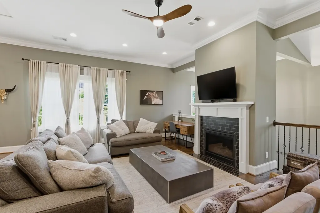 1429 Shelby Avenue Nashville TN 37206
