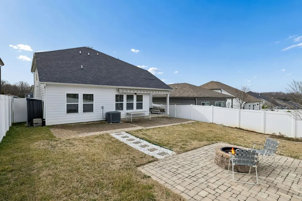 3609 Four Leaf Way Antioch TN 37013