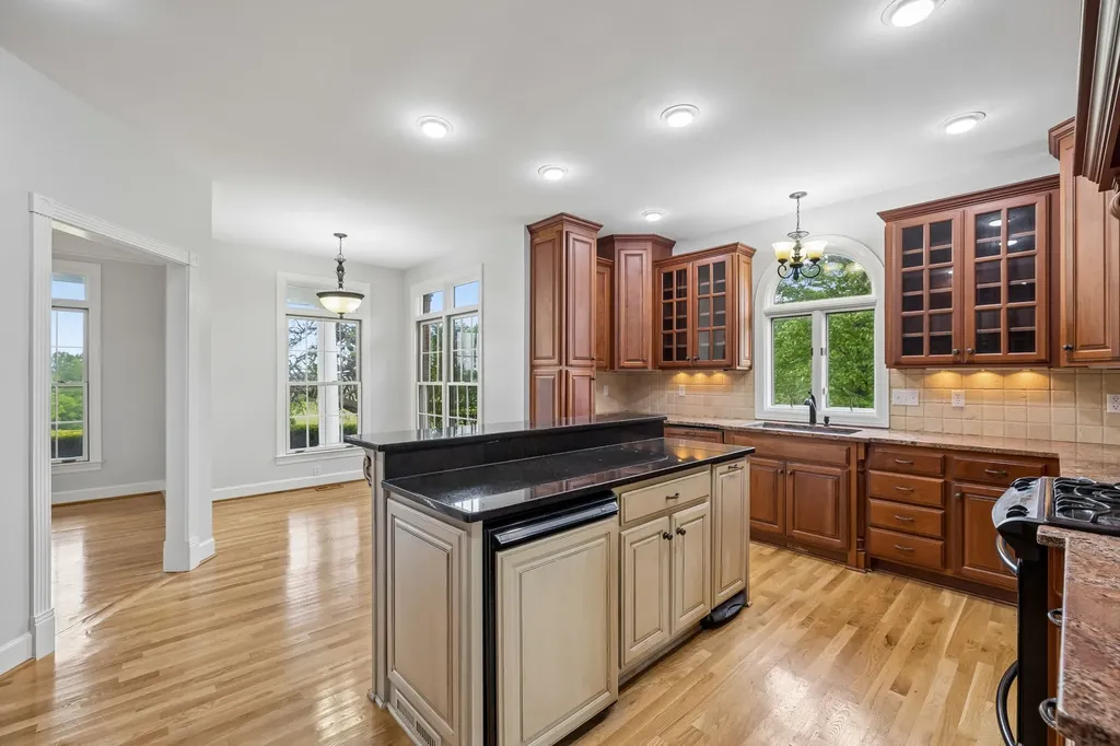 314 Fairview Road Dickson TN 37055