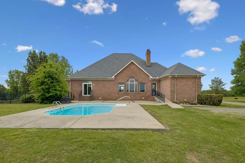 314 Fairview Road Dickson TN 37055