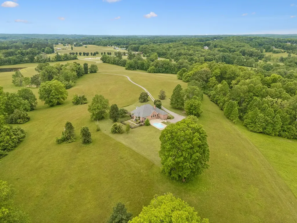 314 Fairview Road Dickson TN 37055