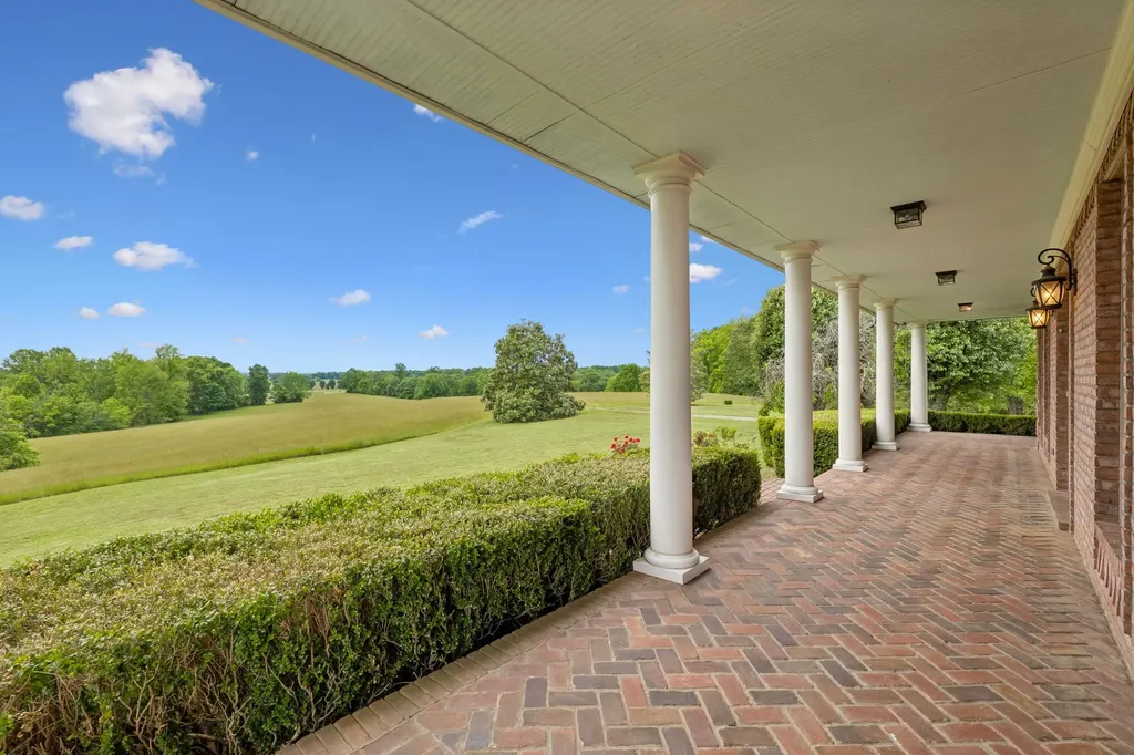 314 Fairview Road Dickson TN 37055