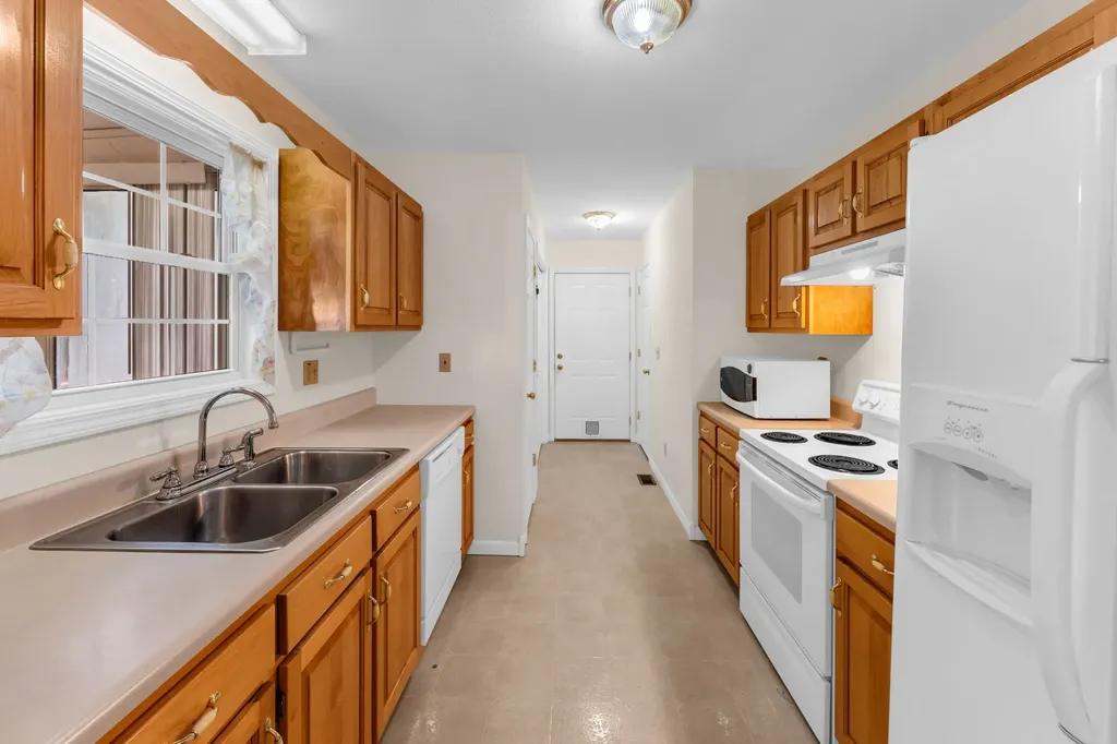 9044 Weketa Drive Crossville TN 38572