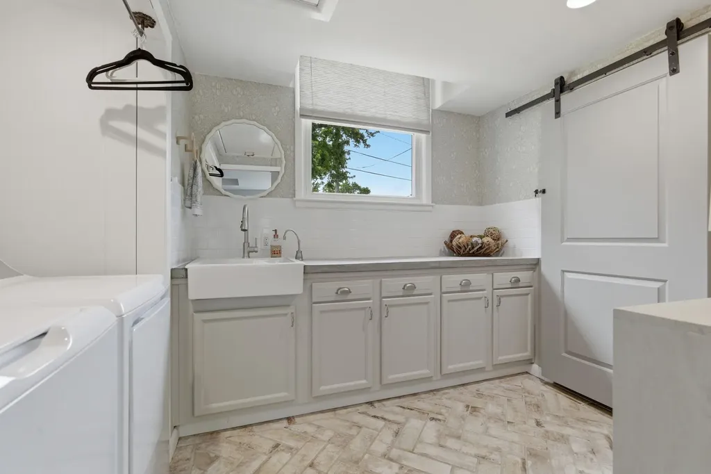 5004 Danby Drive Nashville TN 37211