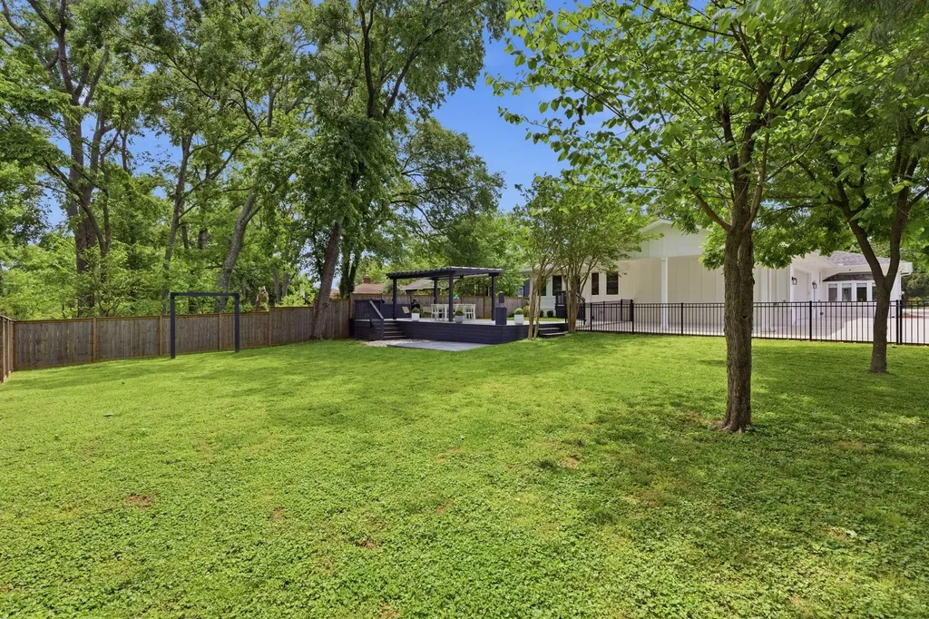 5004 Danby Drive Nashville TN 37211