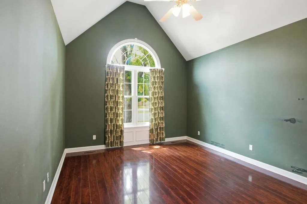1823 Azure Way Murfreesboro TN 37128