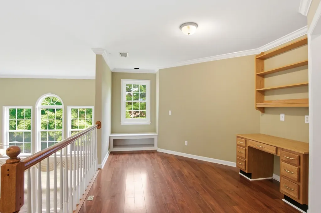1823 Azure Way Murfreesboro TN 37128