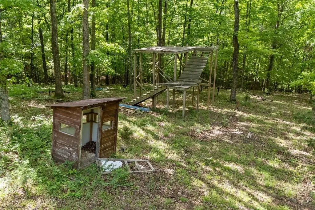0 Poplar Grove Road Mc Ewen TN 37101