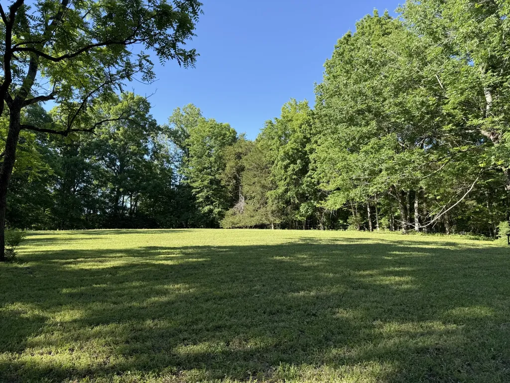 0 Poplar Grove Road Mc Ewen TN 37101