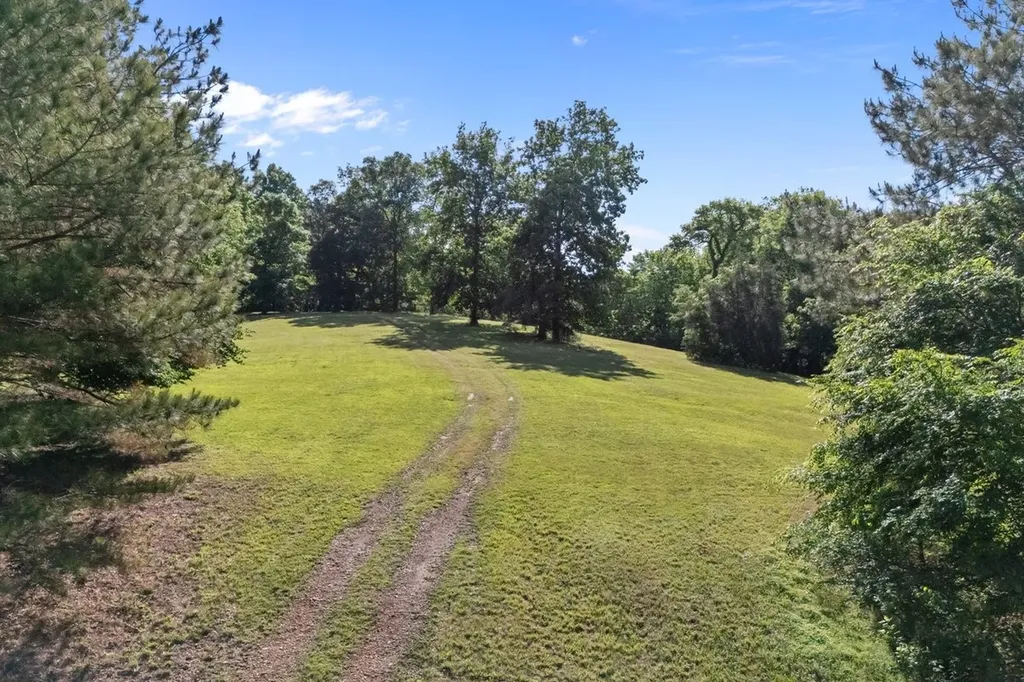 0 Poplar Grove Road Mc Ewen TN 37101