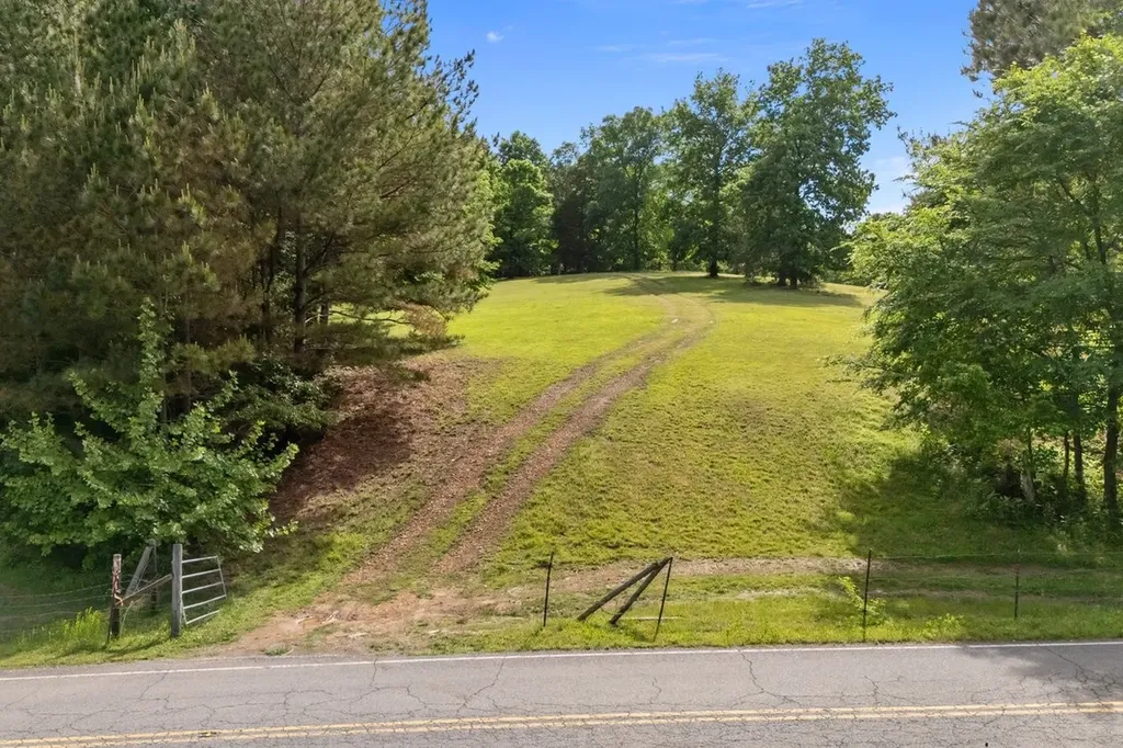 0 Poplar Grove Road Mc Ewen TN 37101