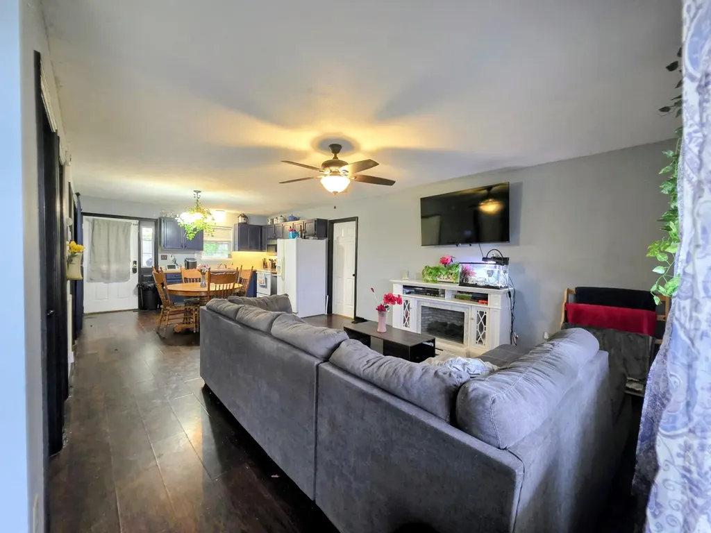 108 Arnold Street Centerville TN 37033