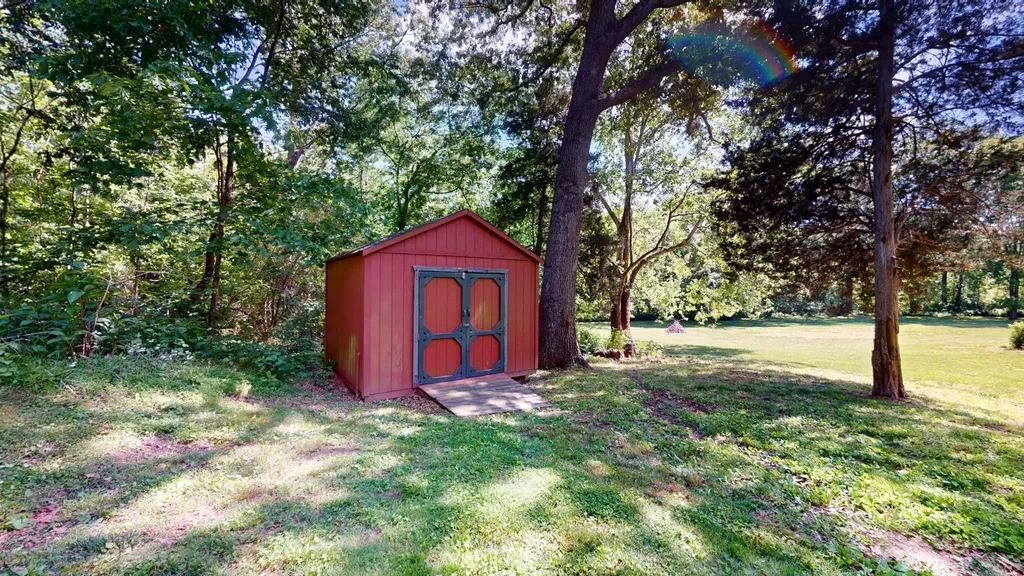 1404 Windhill Court Greenbrier TN 37073