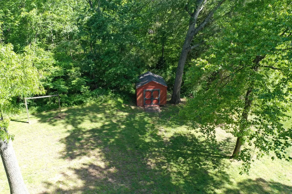 1404 Windhill Court Greenbrier TN 37073