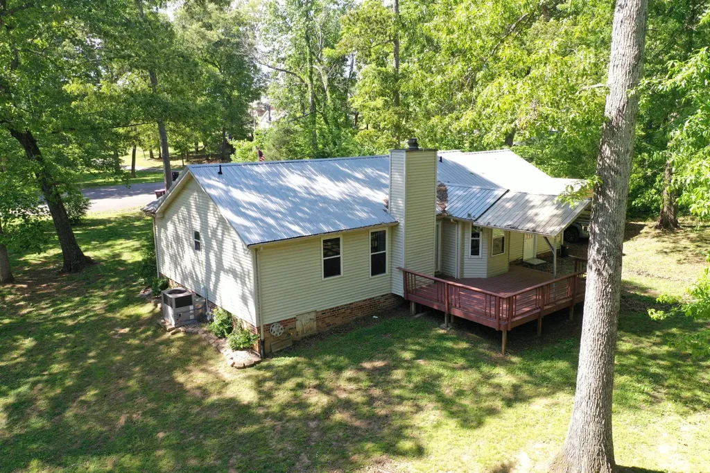 1404 Windhill Court Greenbrier TN 37073