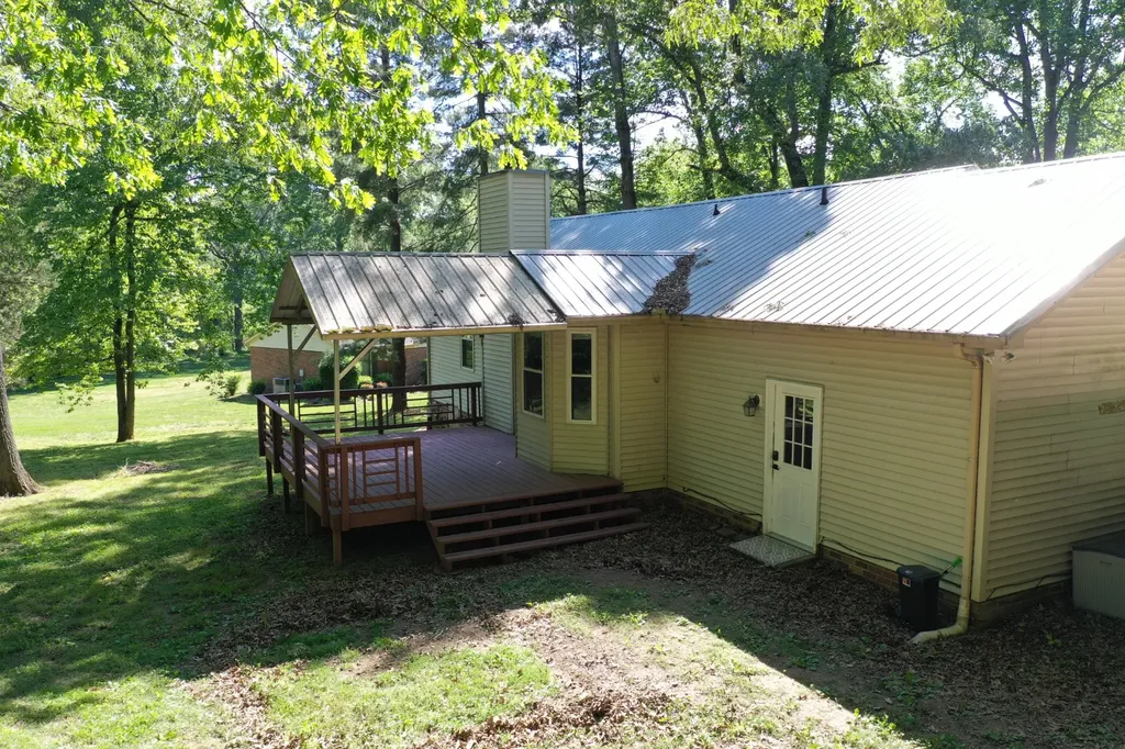 1404 Windhill Court Greenbrier TN 37073