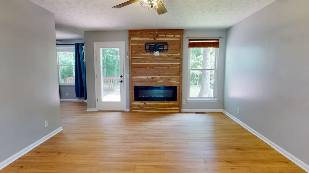 1404 Windhill Court Greenbrier TN 37073