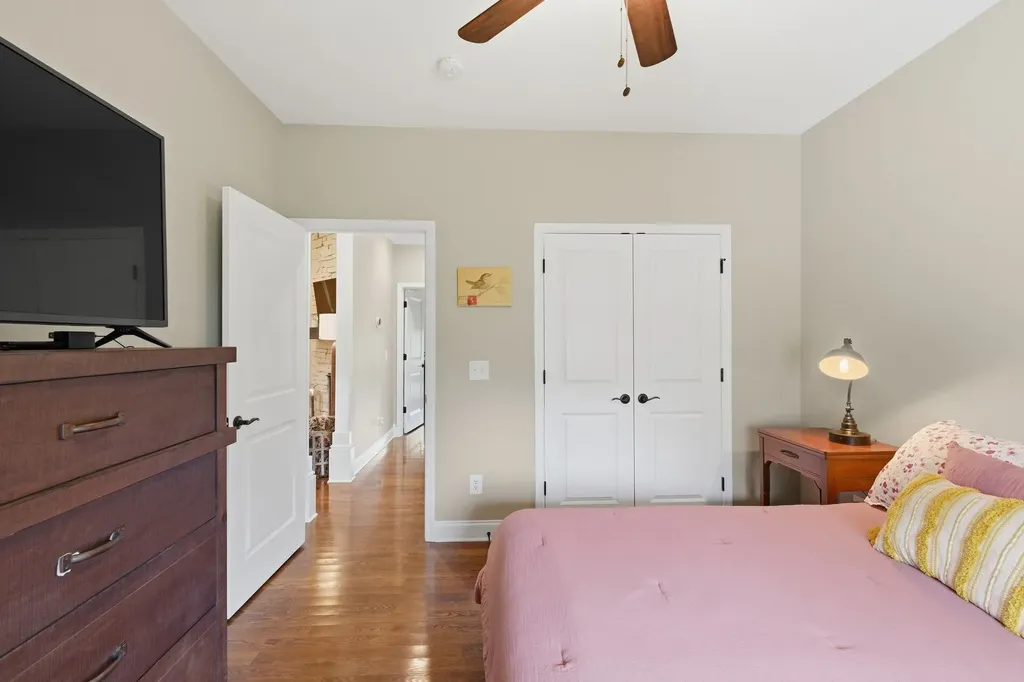 971 Nashs Nook Columbia TN 38401