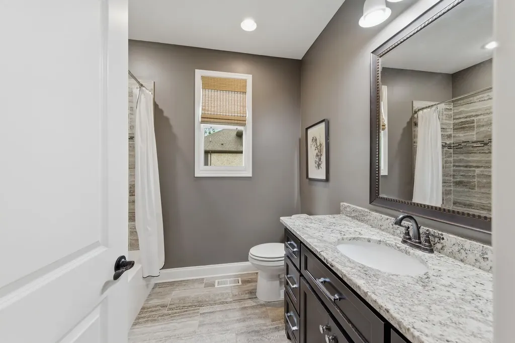971 Nashs Nook Columbia TN 38401