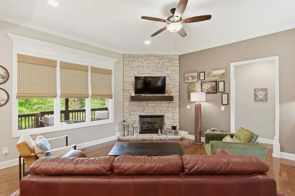 971 Nashs Nook Columbia TN 38401