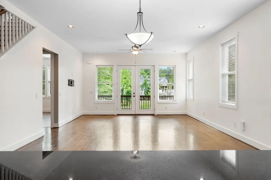 2129 Wooddale Lane Nashville TN 37214