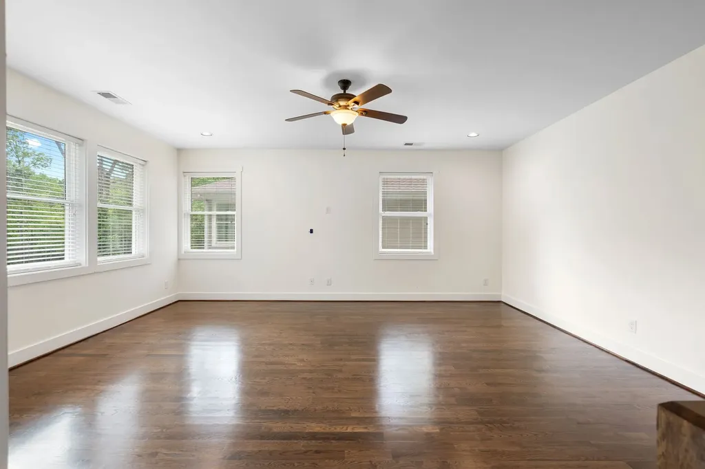 2129 Wooddale Lane Nashville TN 37214