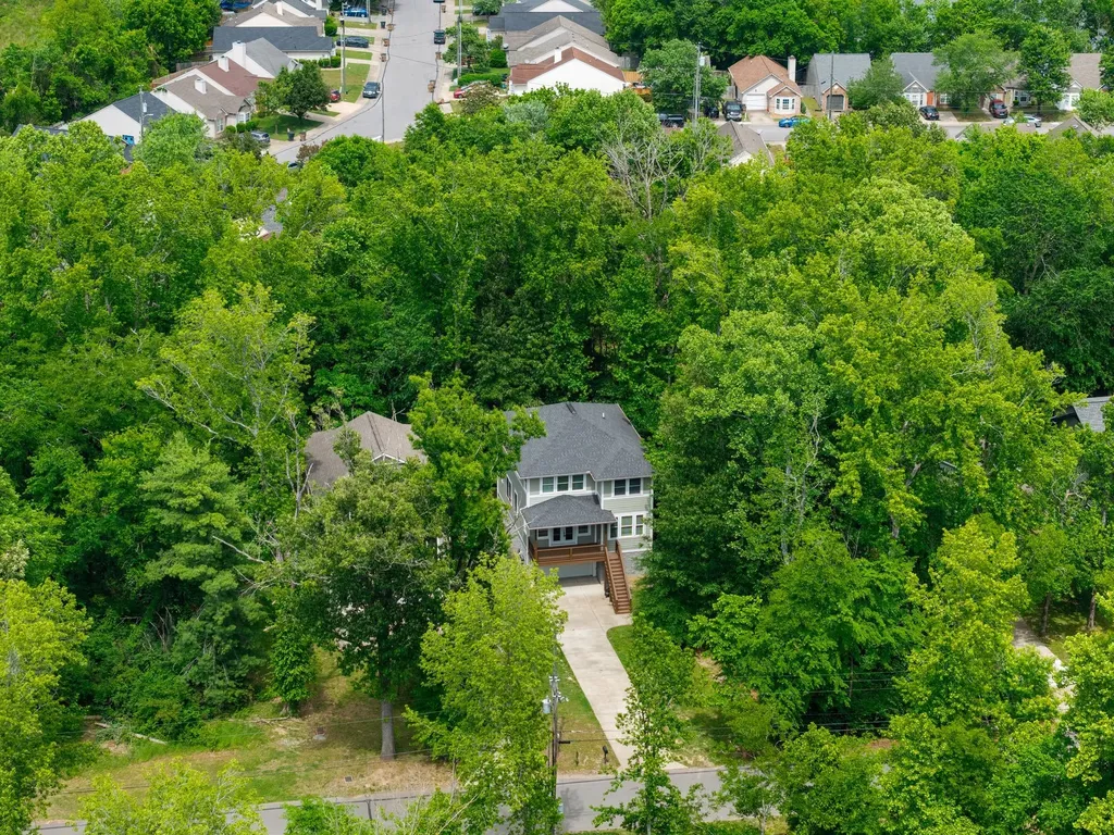 2129 Wooddale Lane Nashville TN 37214