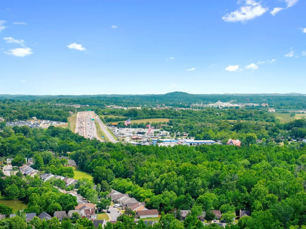 2129 Wooddale Lane Nashville TN 37214