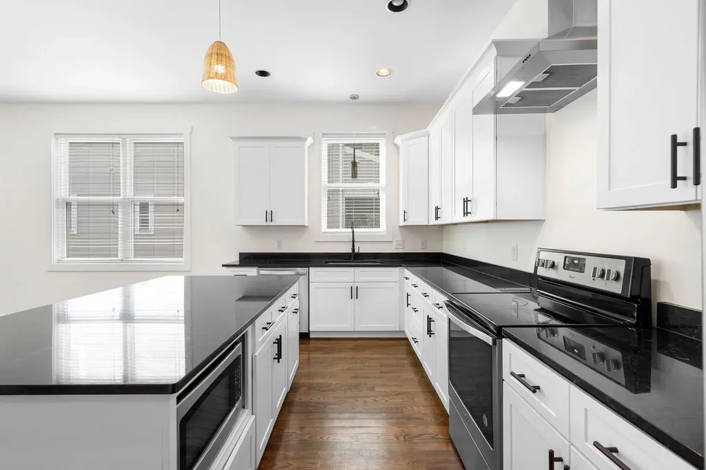 2129 Wooddale Lane Nashville TN 37214
