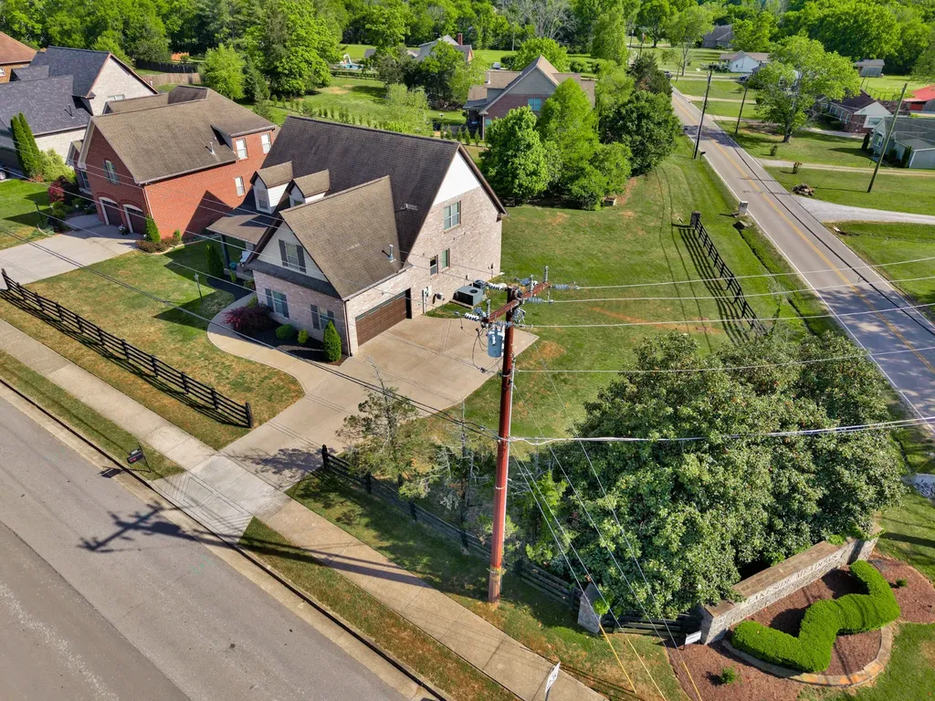 3501 Earhart Road Mount Juliet TN 37122