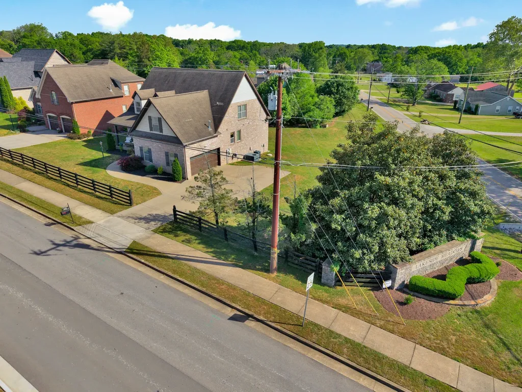 3501 Earhart Road Mount Juliet TN 37122